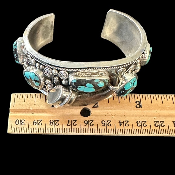 Native American Solid Sterling Bear Claw & Godber Turquoise Cuff -Signed - Picture 9 of 14